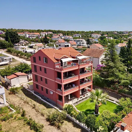 Apartments Villa Sanmarino Pakostane Exterior photo