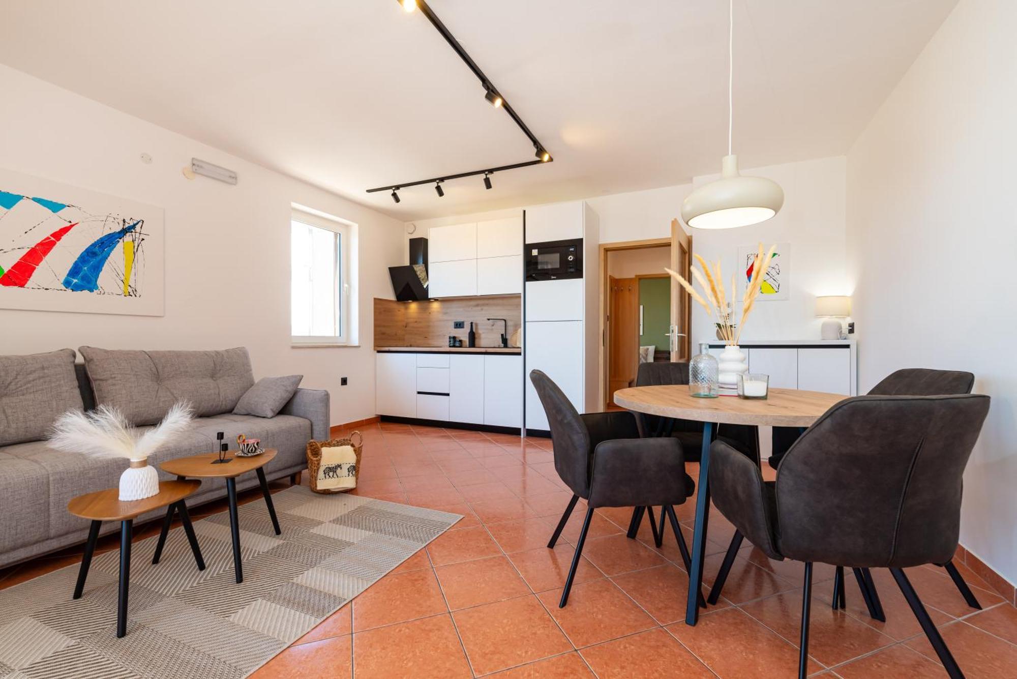 Apartment Sanmarino Pakostane
