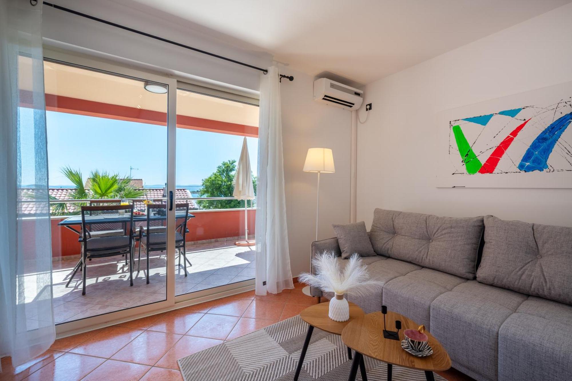 Sanmarino Apartment Pakostane